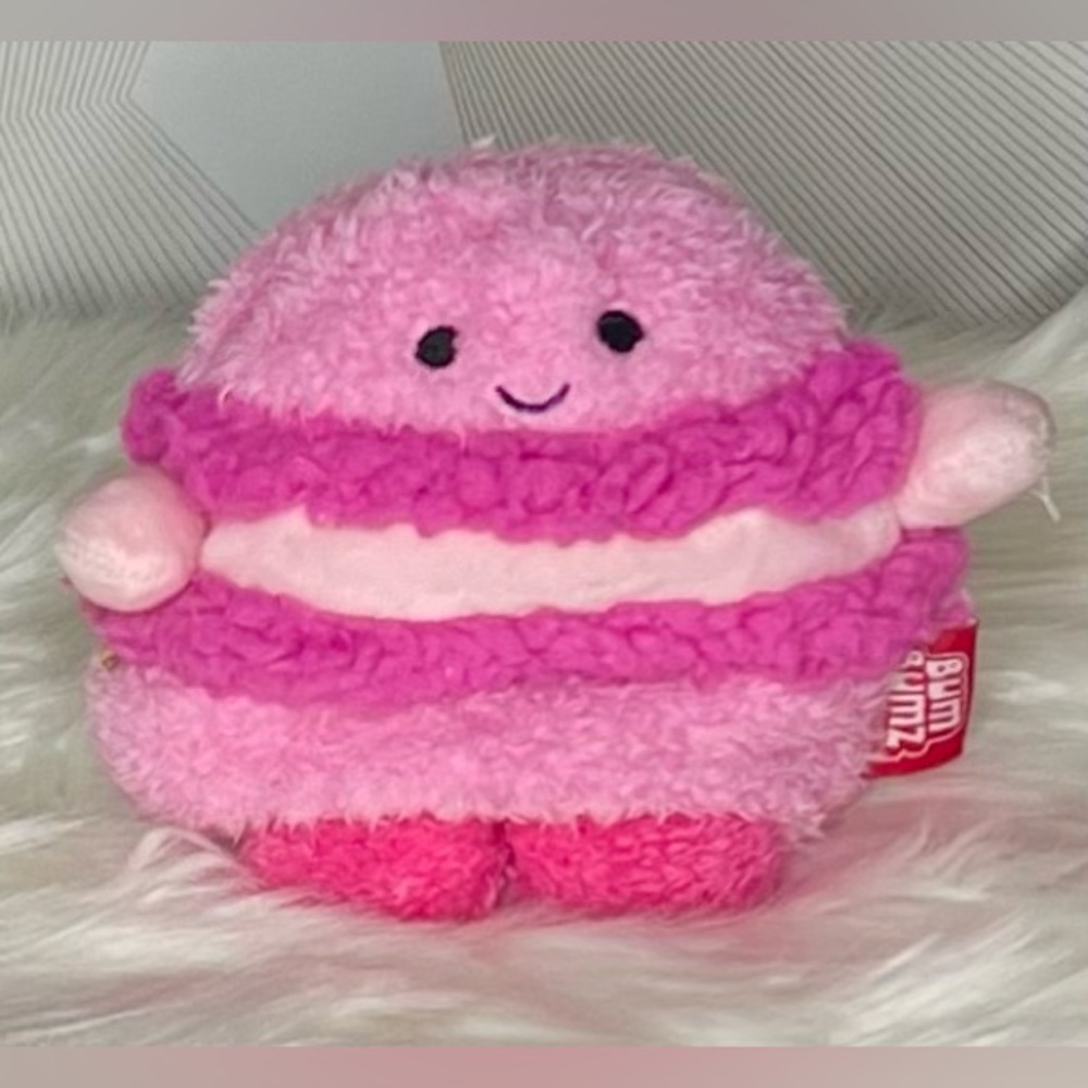 BumBumz Micah the Macaroon 4.5” NWOT